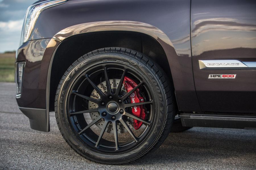 Колеса Cadillac Escalade HPE800 Supercharged by Hennessey 2015 года  (фото 13 из 17)